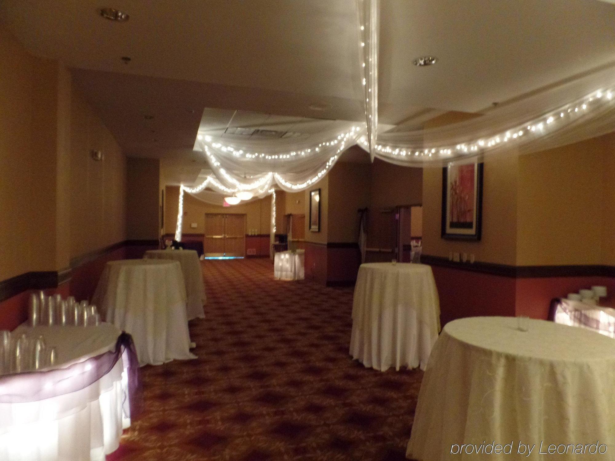 Holiday Inn Hotel & Suites Owatonna Exteriér fotografie