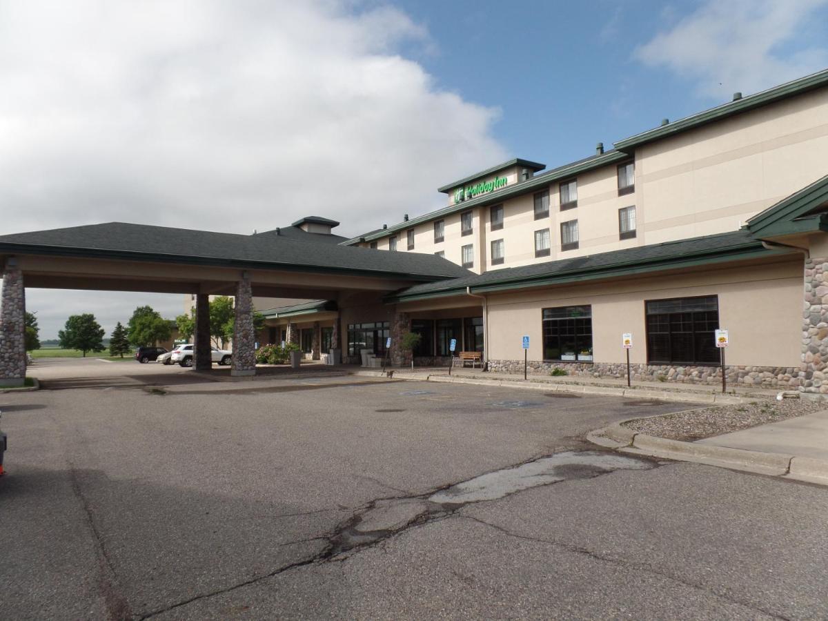 Holiday Inn Hotel & Suites Owatonna Exteriér fotografie