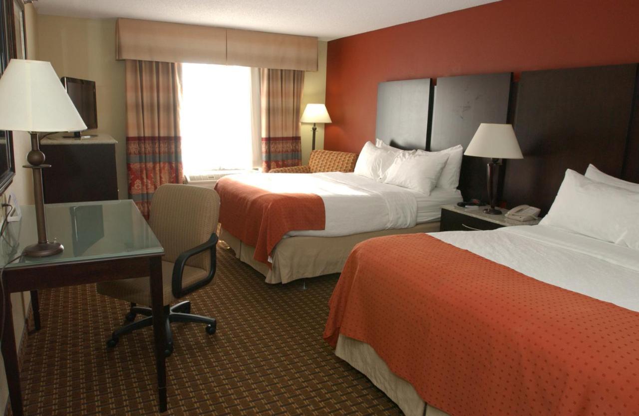 Holiday Inn Hotel & Suites Owatonna Exteriér fotografie