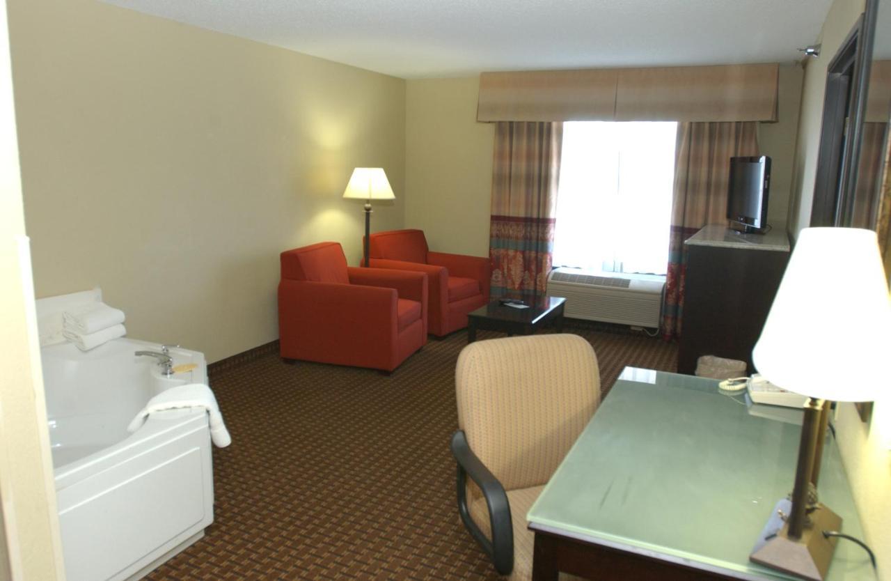 Holiday Inn Hotel & Suites Owatonna Exteriér fotografie